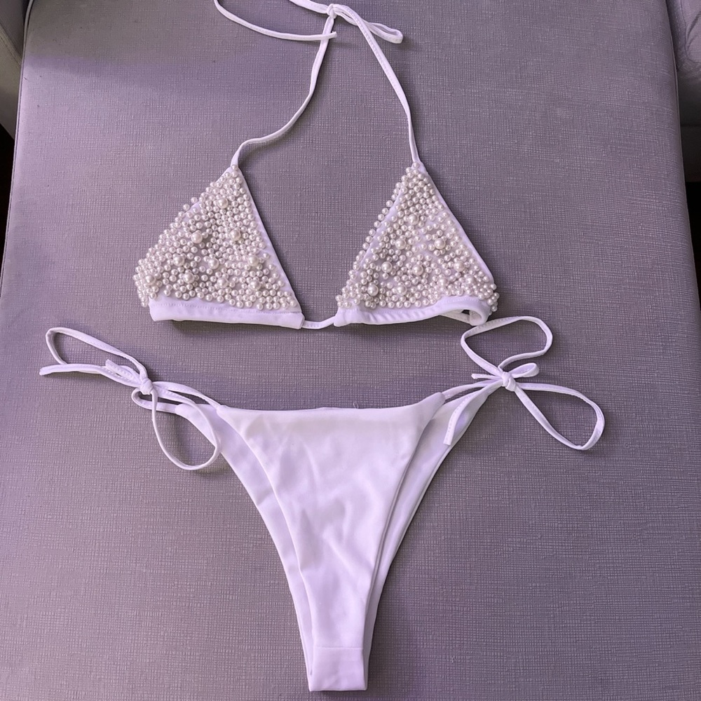 White pearl rave / bikini set , size S brand new